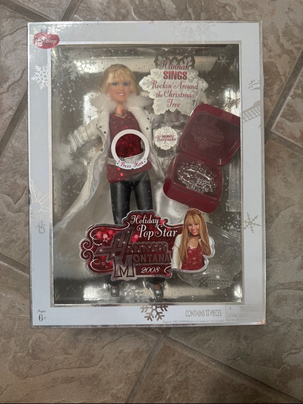 Vintage MIB- NIB Hannah Sings Holiday Pop Star Collector Doll - Red Outfit 2008
